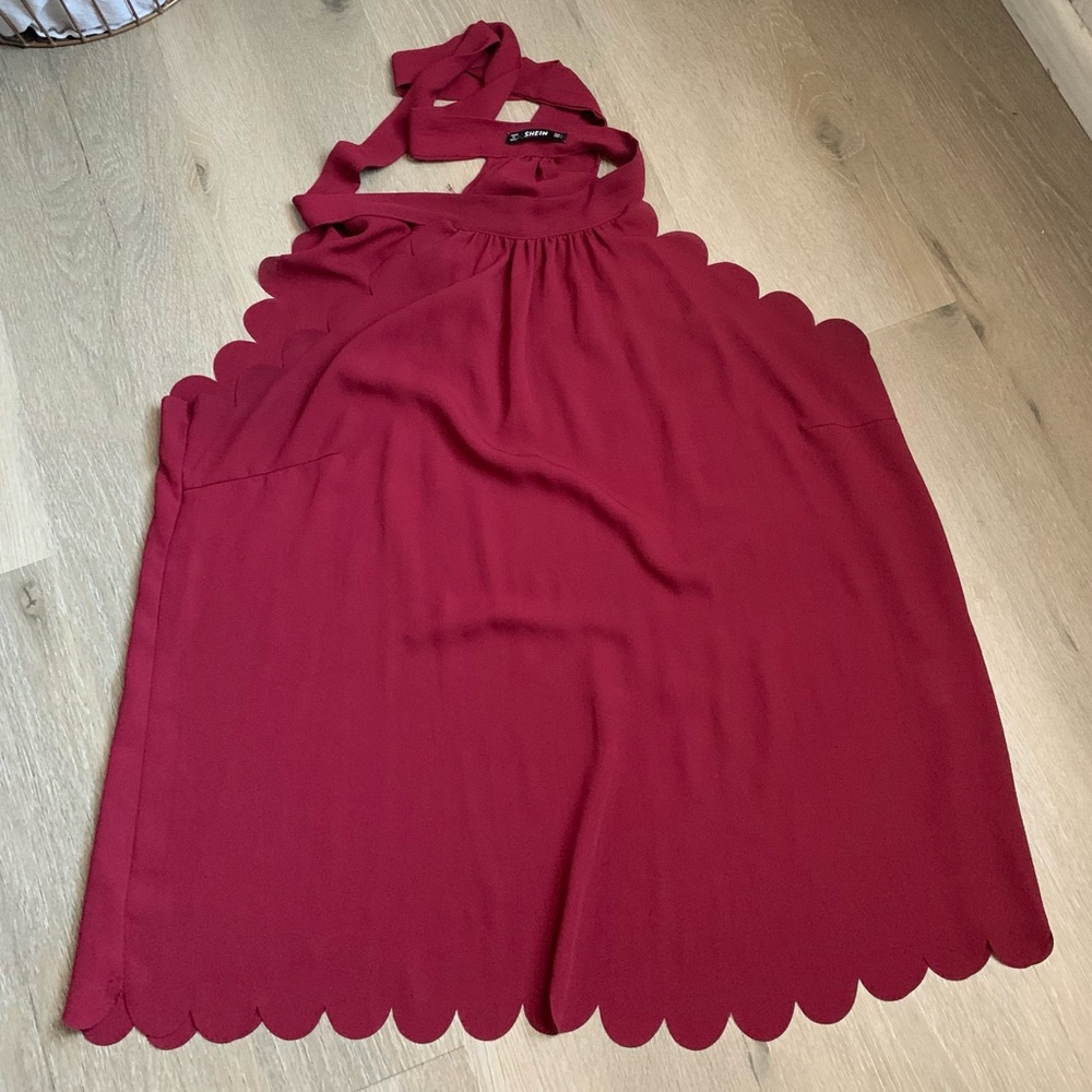 scalloped high neck halter